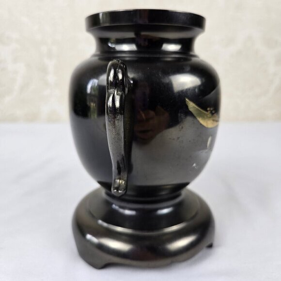 Japanese Bronze Double Handled Vase Snow Capped Mt Fuji Etching Vintage - Picture 7 of 14